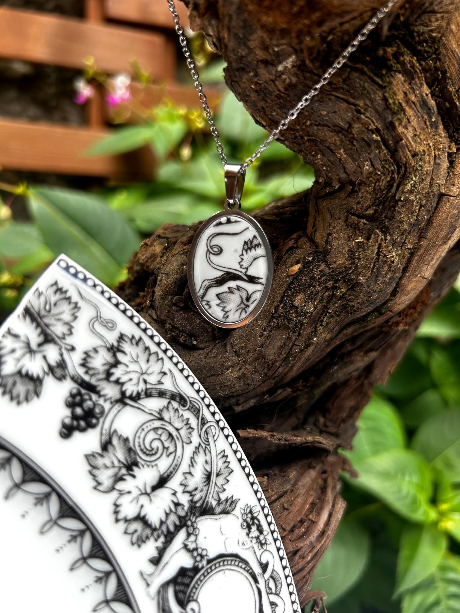 Collier en porcelaine