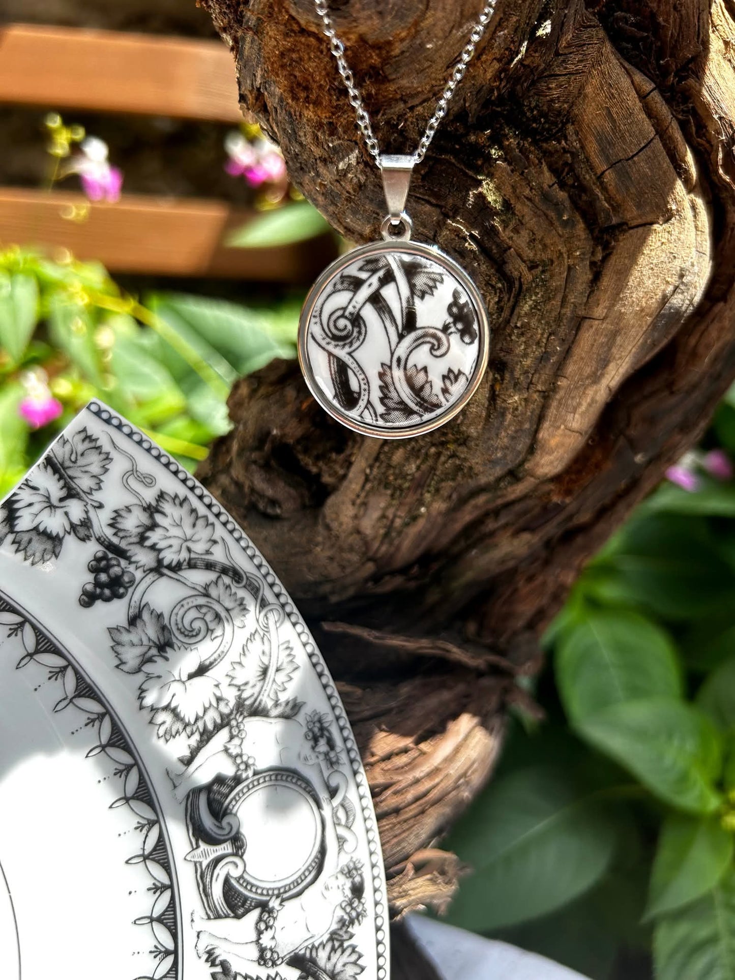 Collier en porcelaine